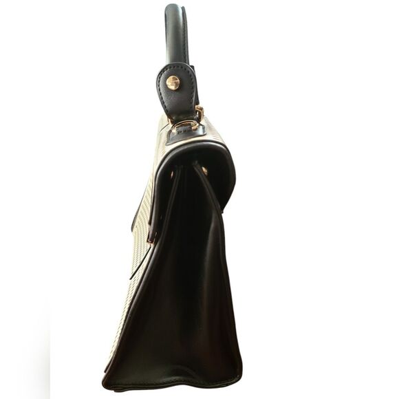 Galian Women's Perforated White Leather Black Crossbody/Handbag Gold Tone Trim - Picture 2 of 8